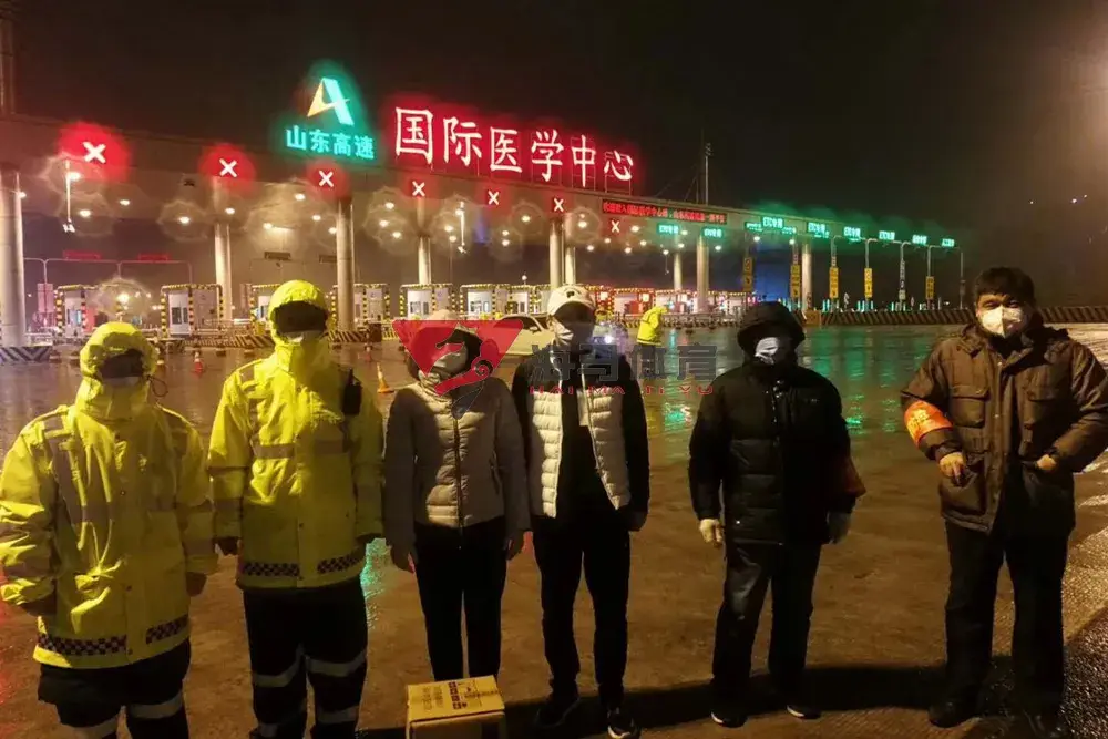 岂曰无衣，与子同裳。乐玩助力槐荫区政协抗击新冠肺炎疫情。